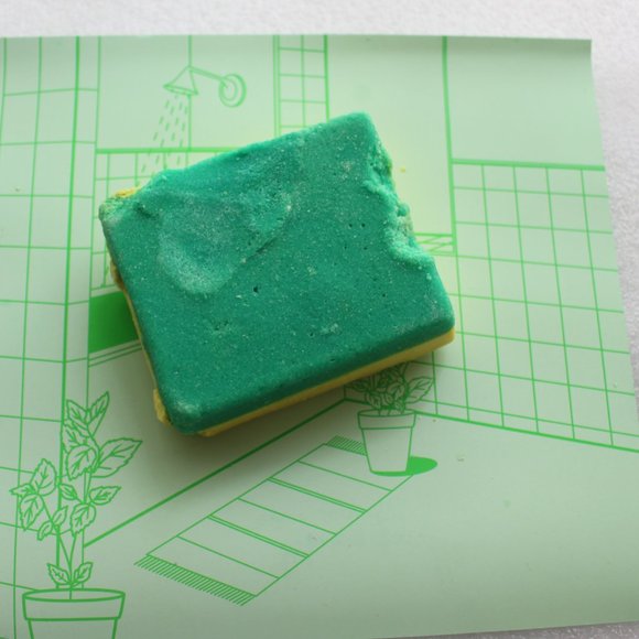 Naked Shower Scrub - August 2023 Lush Kitchen - Picture 3 of 5